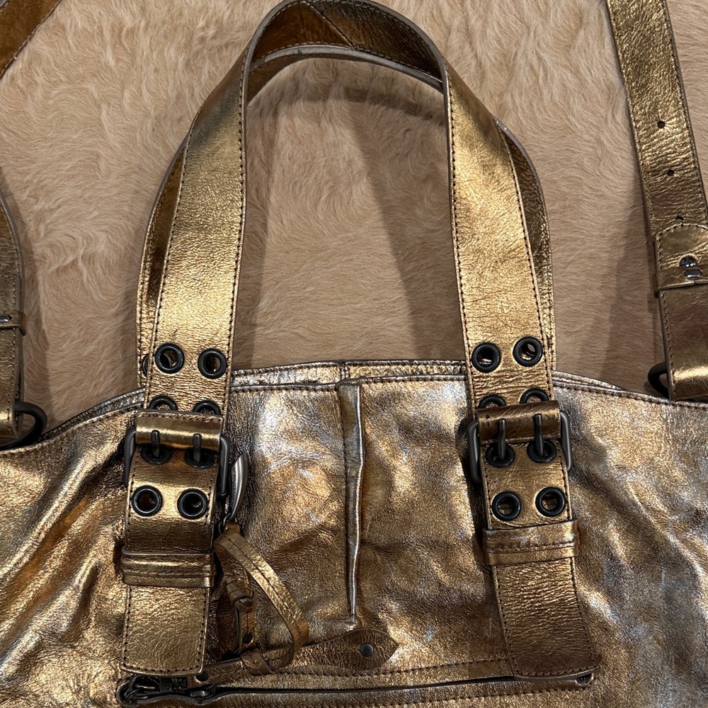 Francesco Biasia Gold Metallic leather Tote Bag with crossbody strap - Picture 2 of 8